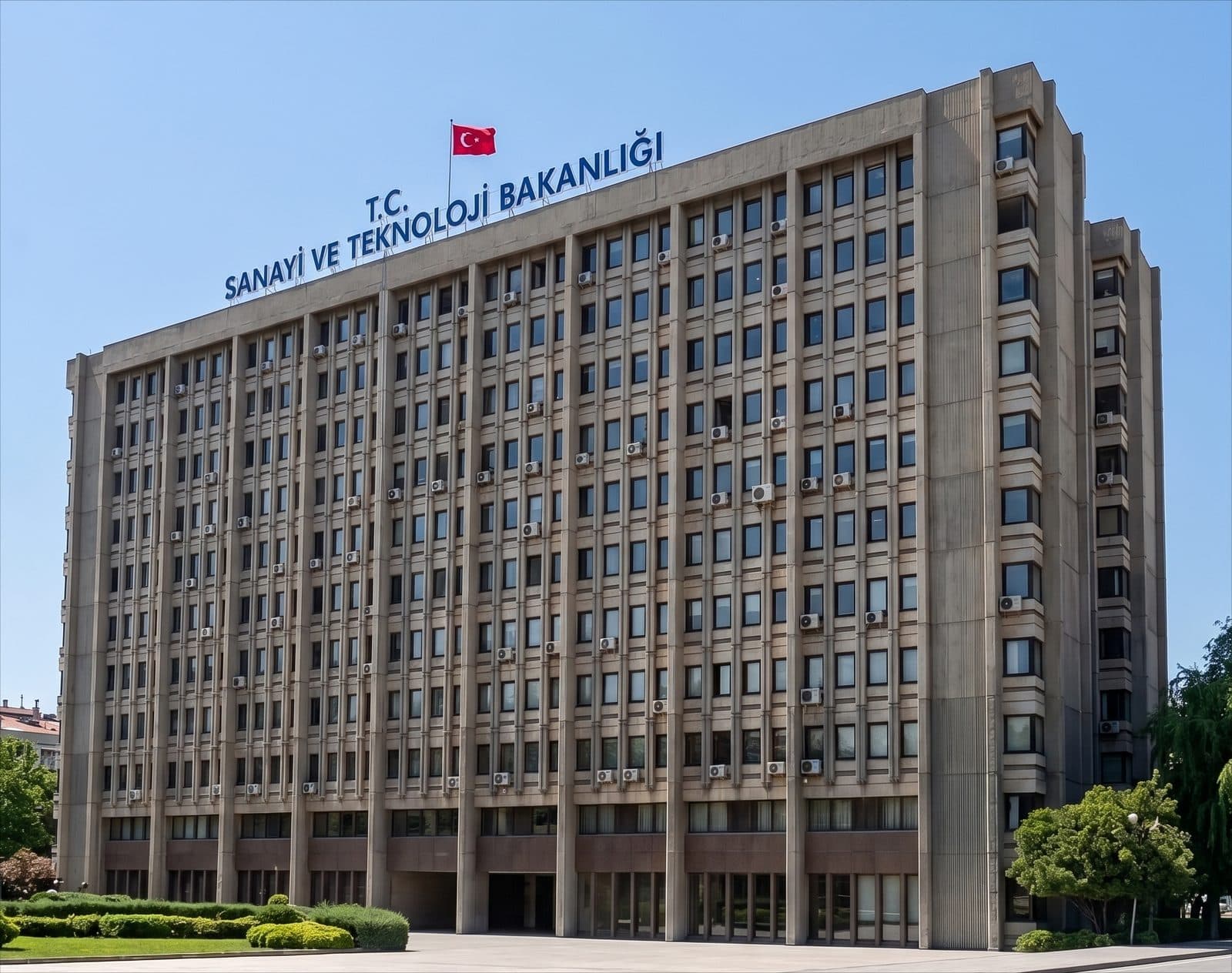 T.C. Sanayi ve Teknoloji Bakanlığı Asansör Projesi